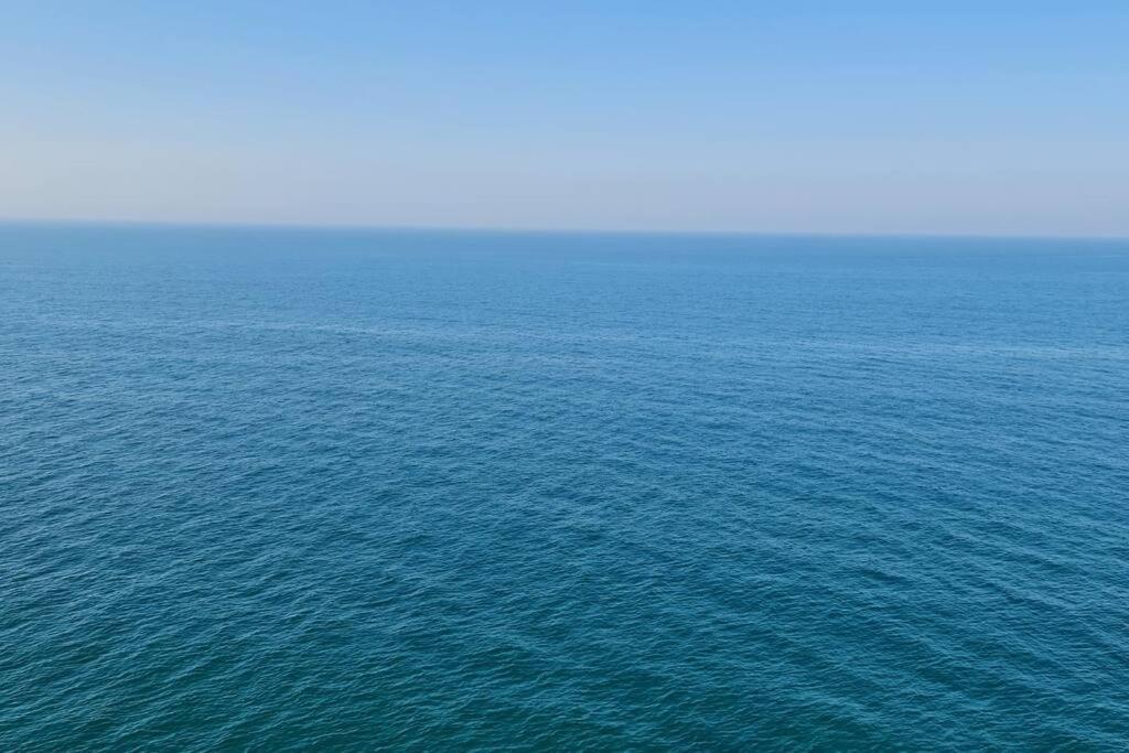 Апартаменты A Perfect Escape - Sea Facing Рас-эль-Хайма Экстерьер фото
